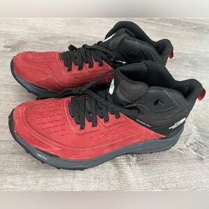 The North Face Vectiv Exploris 2 Mid Futurelight HIking Red Black Shoes Size 12